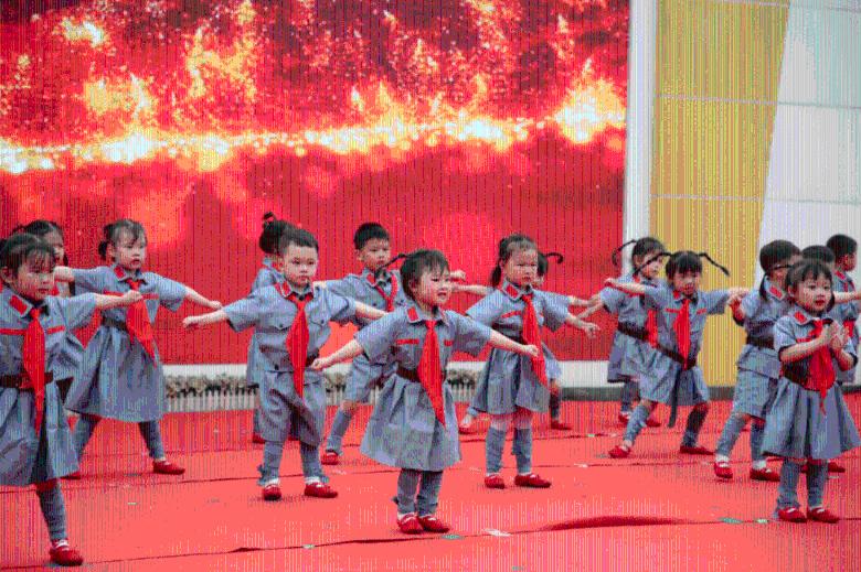 女孩为什么会流泪？游戏画面